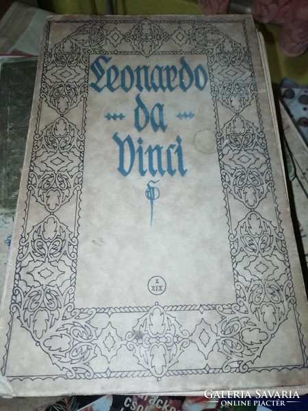 Leonardo da Vinci in Gothic font, first complete edition. Illustrated with black and white reproductions.