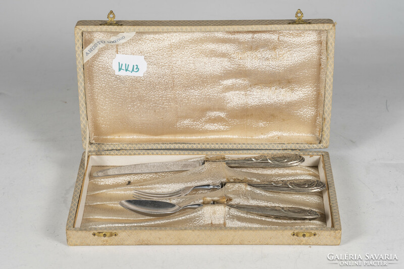 Silver christening/ single cutlery set in old box (kk13)