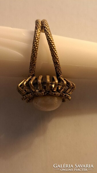 Antique jewelry ring with pearls. Size: 20 mm.