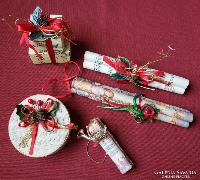 Christmas ornament box Christmas tree decoration trumpet decoration accessory