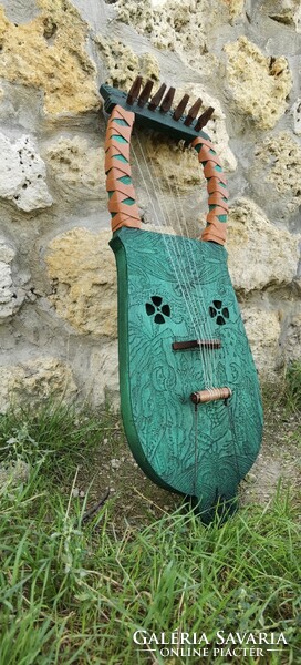 Viking (kravik) lyre instrument