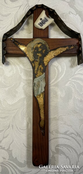 Judit H. Gőcze - Jesus on the cross - fire enamel picture on a wooden cross