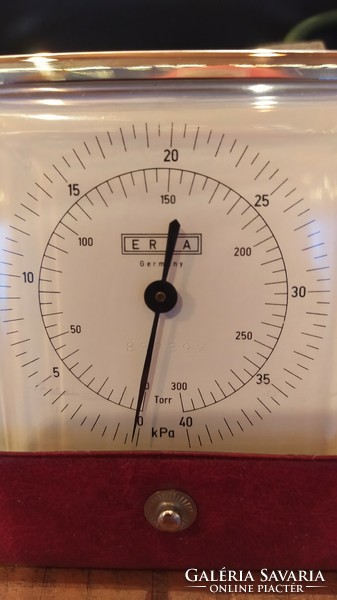 Erka analóg vérnyomásmérő eredeti dobozában (karcmentes állapotban)