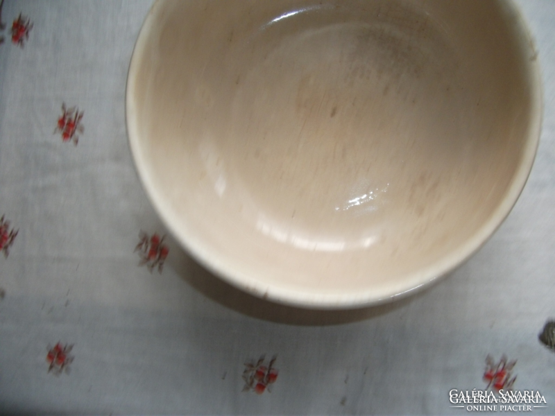 Antique granite small bowl in age-appropriate condition