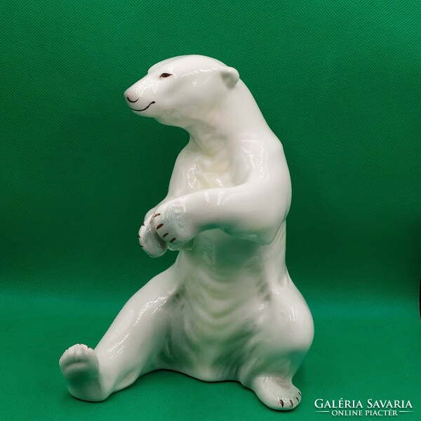Kispest granite ceramic polar bear from the 1960s