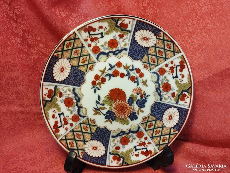 Japanese porcelain small plate with Imari pattern, decorative bowl, 3 pieces