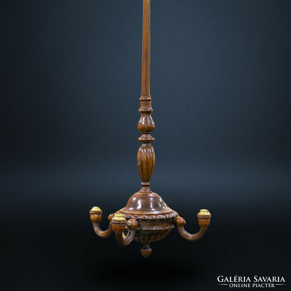 Carved four-arm chandelier