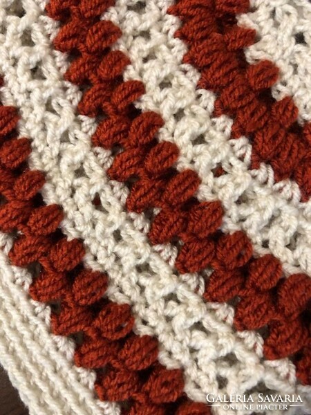 Crocheted women's hat beige-rust