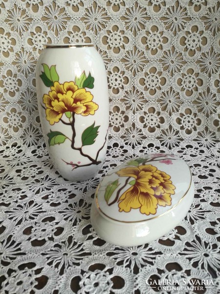 Ravenclaw porcelain set vase and bonbonnier