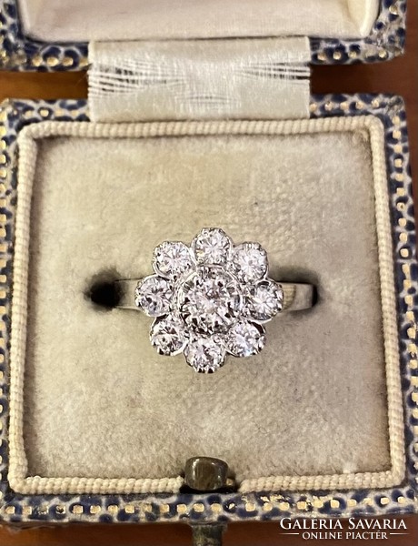 Vintage 14 carat white gold ring with diamonds!
