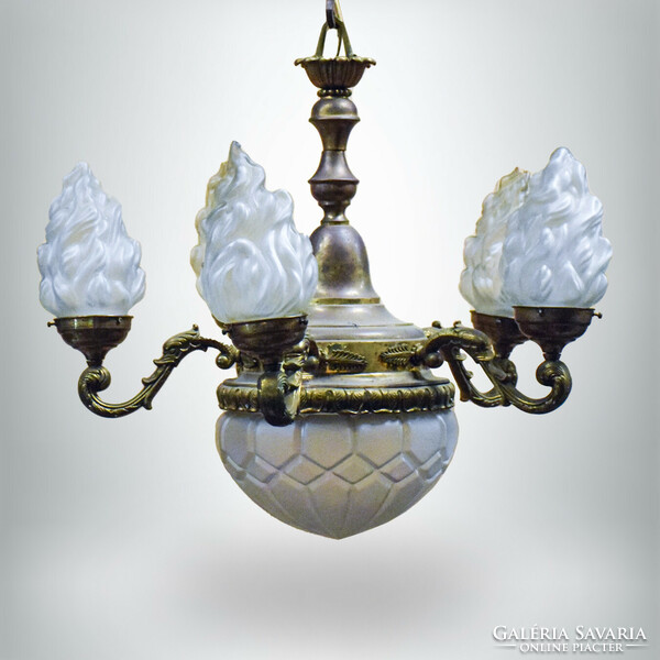 Antique grand bourgeois chandelier