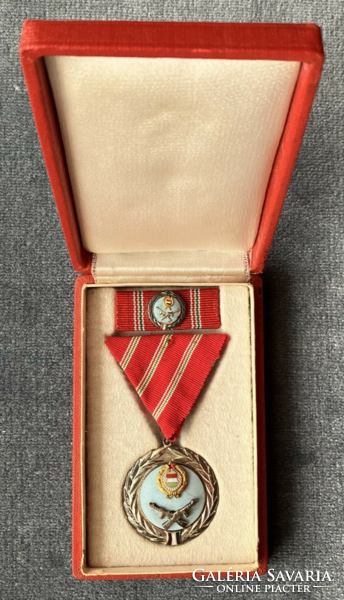 Szolgálati  Érdemérem 1954-1964 kitüntetés miniatűrrel dobozában