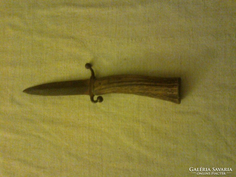 Bone-handled hunting dagger (early 20th century)