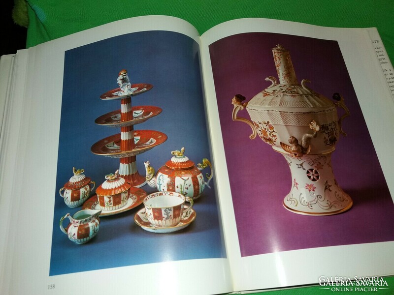 1976 Gyönyörű album -Dr. Sikota Győző :Herend porcelánművészete könyv a képek szerint MŰSZAKI