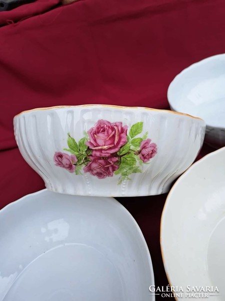 Egyben a 4 db Gyönyörű Zsolnay Fehér porcelán tál tálak pörköltes levesestál rózsás nefelejcses