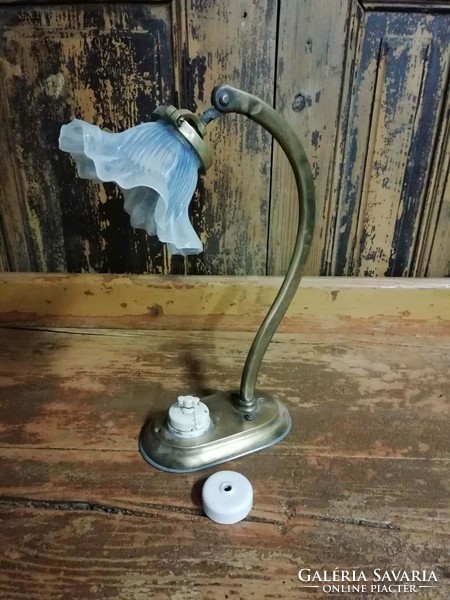 Irizáló lámpaburás réz 20. század elejei lámpa, éjjeli lámpa, íróasztali lámpa, porcelán kapcsoló