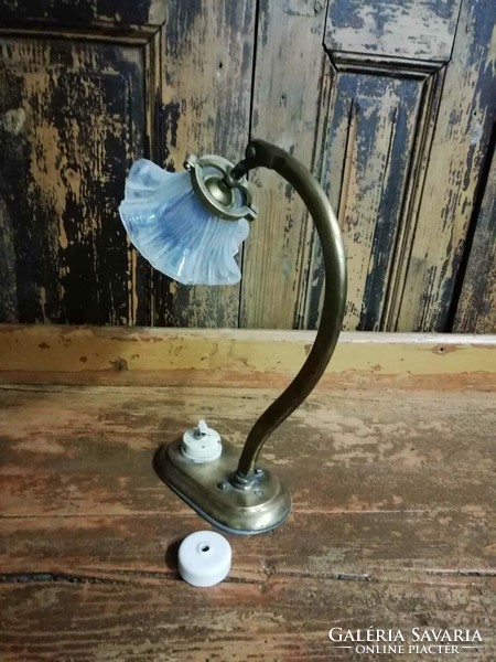 Iridescent lampshade copper early 20th century lamp, bedside lamp, desk lamp, porcelain switch