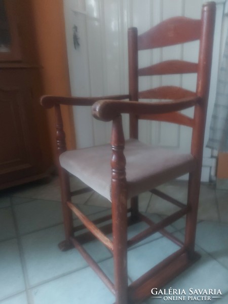 Régi holland tömörfa gyerek szék, 84 cm magas