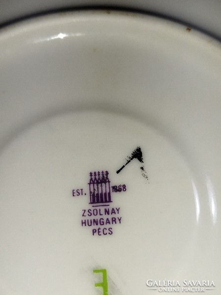 Gyönyörű Zsolnay 6 darabos mikulás virágos kávés pohár alátét Kis tányér soha nem használt
