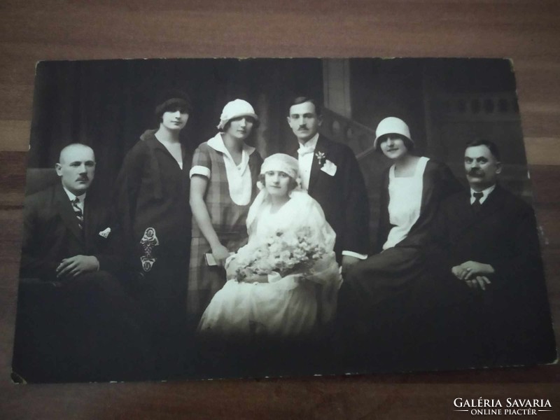Wedding photo, photographer János szabó, Máramarossziget, size: 13.5 cm x 8.5 cm, from about 1910-20 Years