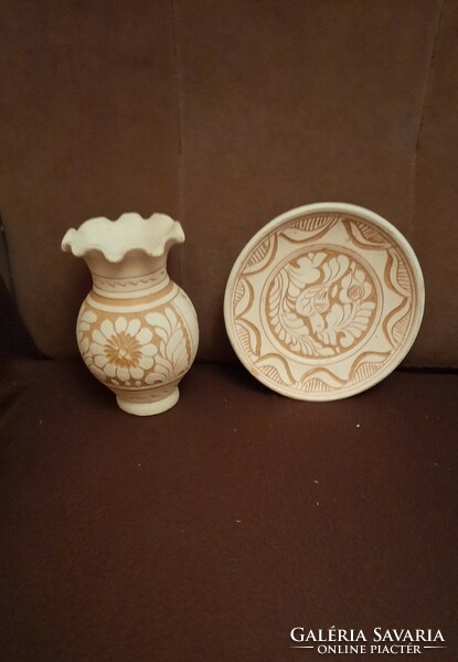 Korondi váza és tányér együtt