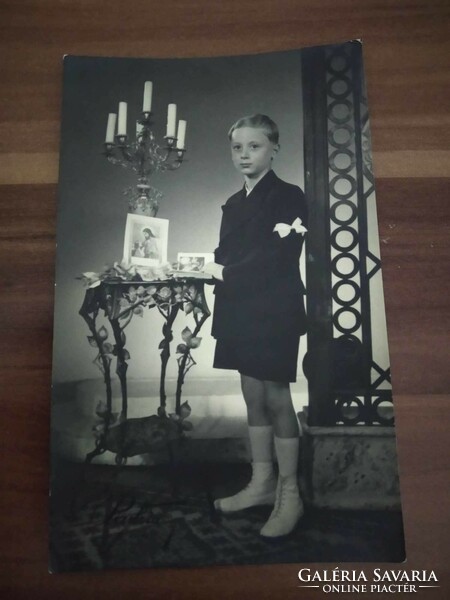 Műtermi fotó, kisfiú, Pastéka Lajos, gyermek és divatfényképész fotója, Kispest
