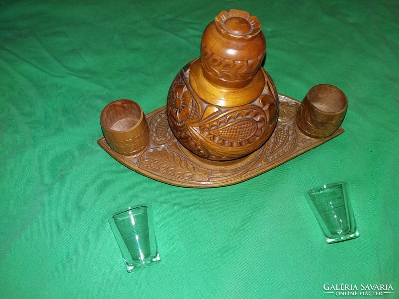 Beautiful old industrial artist / folk artist brandy carved wood and glass table set ornament as shown in the pictures