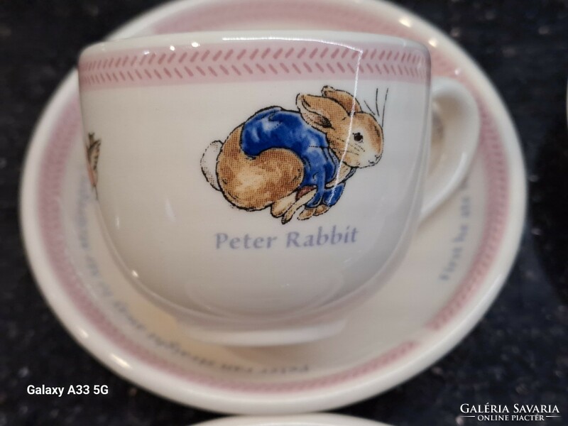 Wedgwood angol porcelán miniatűr porcelán teás szett Peter Rabbit dekorral dobozában