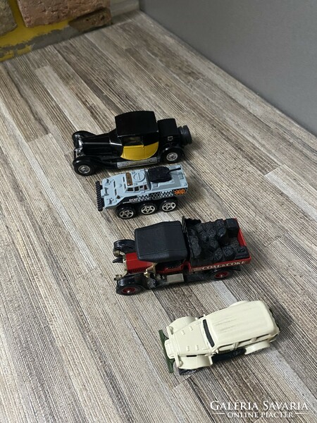 4 matchbox small cars