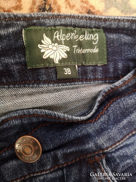 Alpenfeeling 38-as trachten farmer térdnadrág, bajor, tiroli rövidnadrág