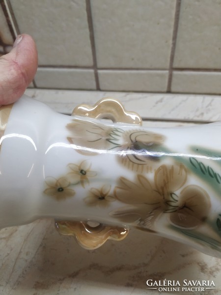 Porcelain vase for sale! With gold decoration, beautiful, rare vase for sale!