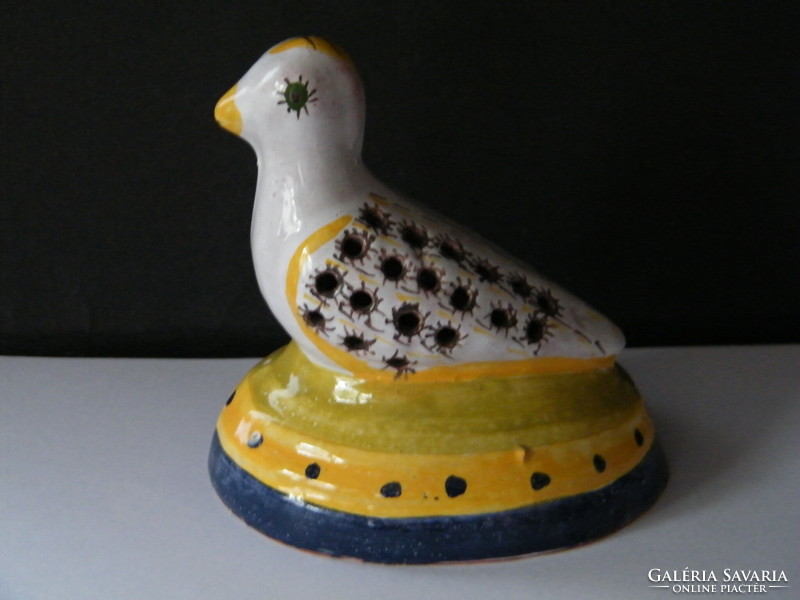Small Portuguese porcelain bird figurine