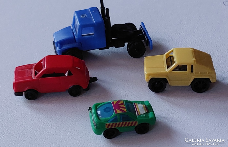 For collectors! Vintage, retro 4 plastic cars