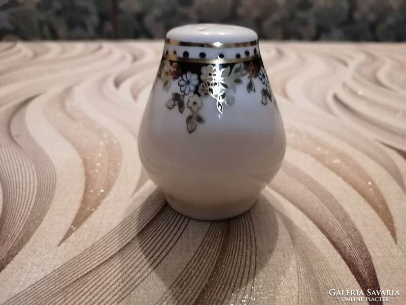 Zsolnay sissy pattern salt shaker