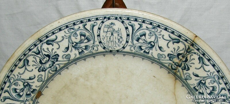 Antique Zsolnay plate with heart seal - 26 cm