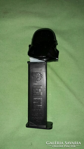 Retro pez candy dispenser star wars - darth vader figure according to the pictures