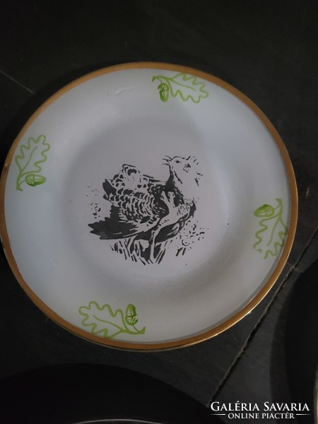 Hand-painted hunting tableware