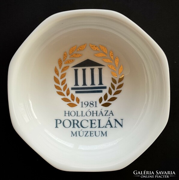 Hollóházi display case commemorative bowl 1981 porcelain museum