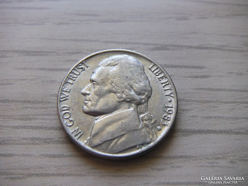 5 Cent 1983  ( D )    USA