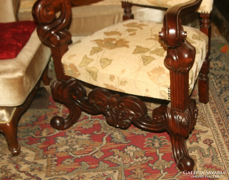 Antique baroque armchair throne chair, the price is 2 pieces. It applies to both