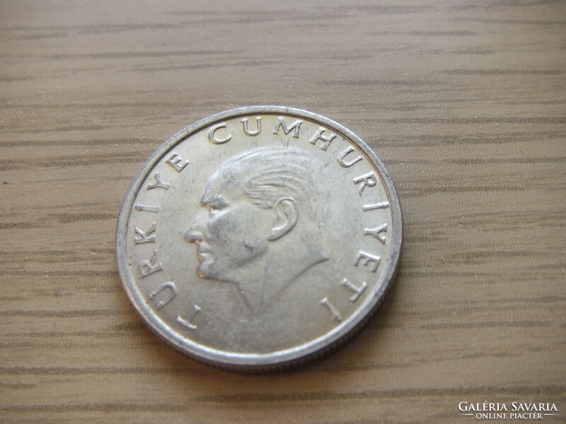 25 Lira 1988 Turkey (Turkish pound)