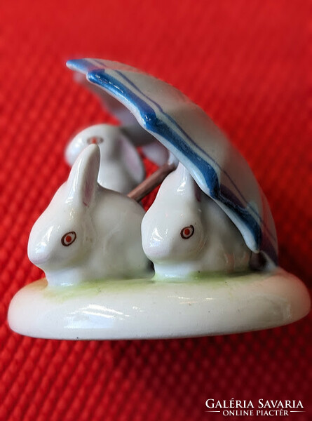Drashe porcelain bunnies with umbrellas
