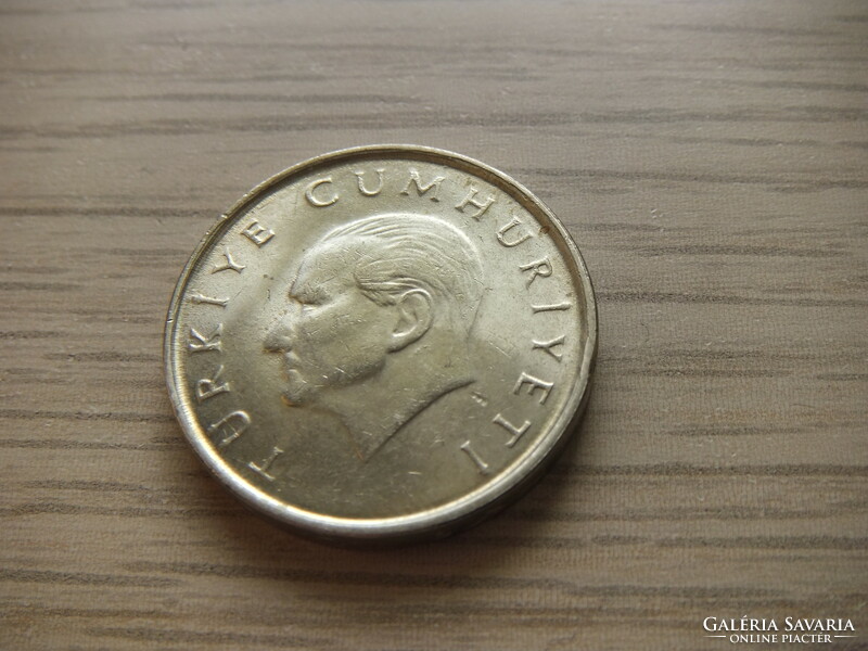 25.000  Líra 1998  Törökország ( Török Font )