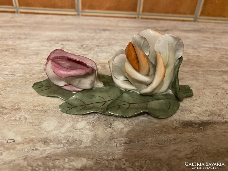 Virág porcelán