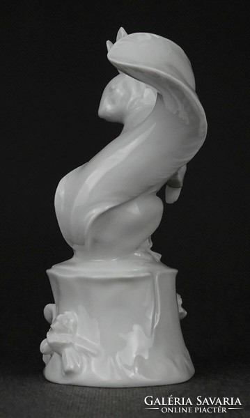 1O702 Régi Meissen porcelán mókus 14 cm