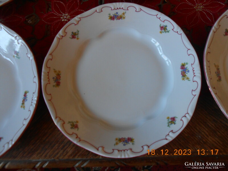 Zsolnay virágcsokor mintás lapos tányér, 6 db