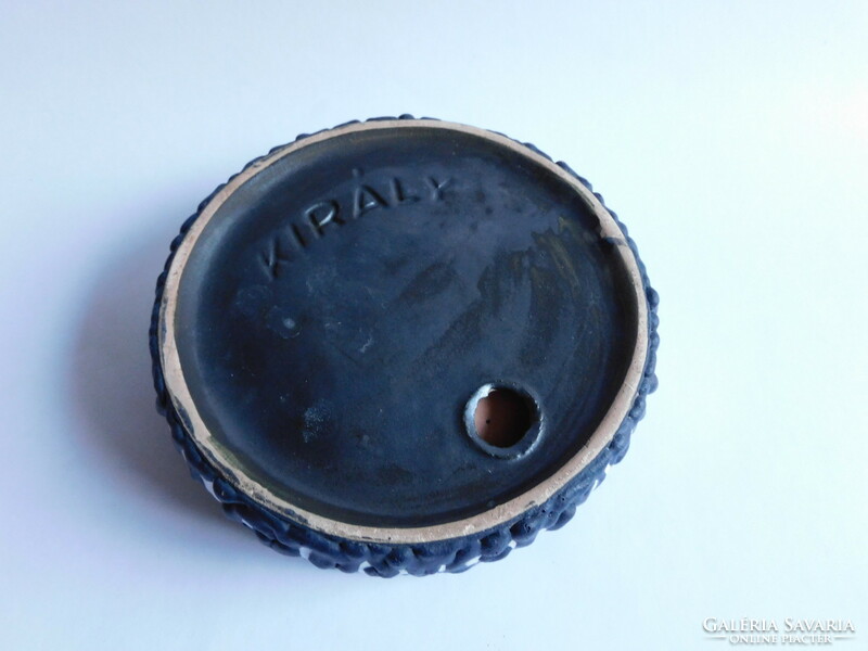 King - large retro ceramic artisan ashtray