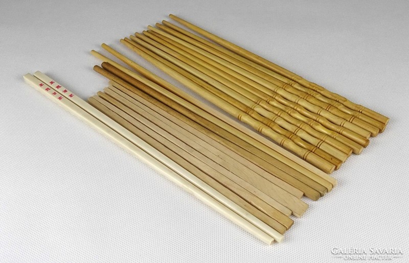 1P706 wooden chopsticks package 11 pairs
