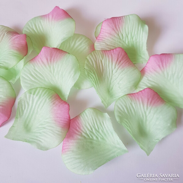 Packs of 100 textile flower petals, rose petals, petals in green-pink color