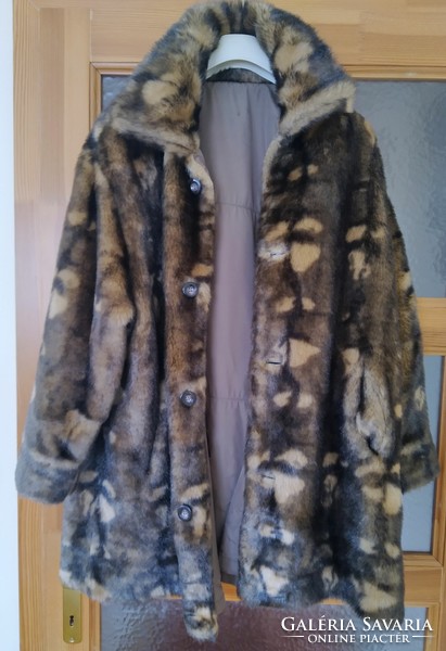 Fanero beautiful faux fur coat